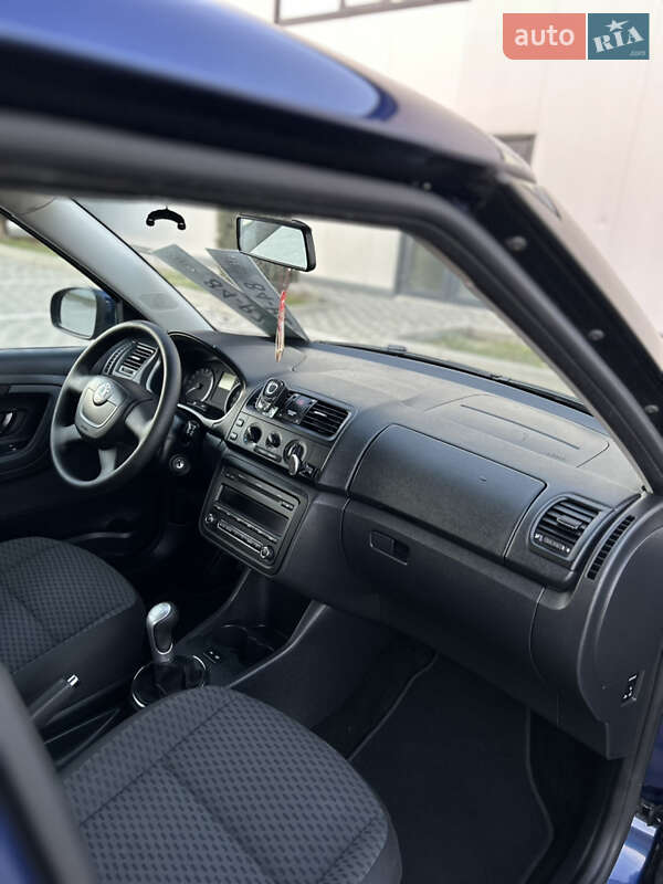 Універсал Skoda Fabia 2010 в Івано-Франківську