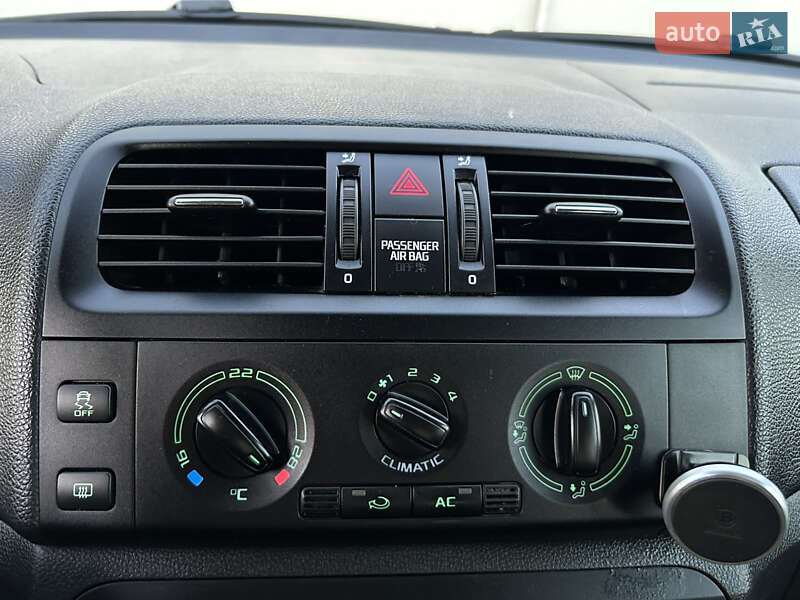 Універсал Skoda Fabia 2010 в Івано-Франківську