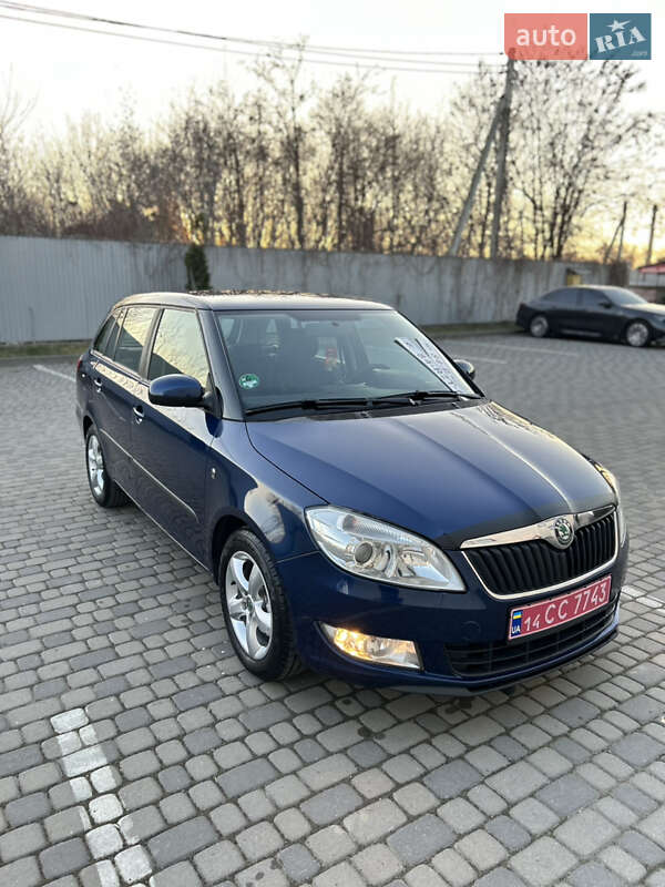 Універсал Skoda Fabia 2010 в Івано-Франківську