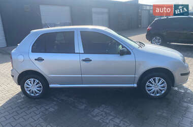 Хетчбек Skoda Fabia 2007 в 