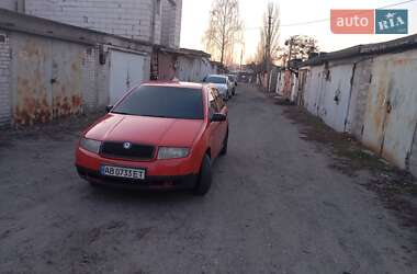 Хэтчбек Skoda Fabia 2002 в 