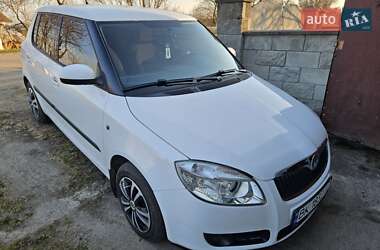 Хетчбек Skoda Fabia 2010 в Рівному