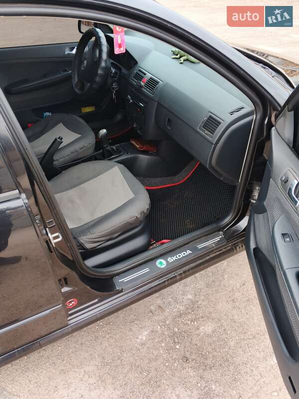 Хетчбек Skoda Fabia 2005 в Вороновиці