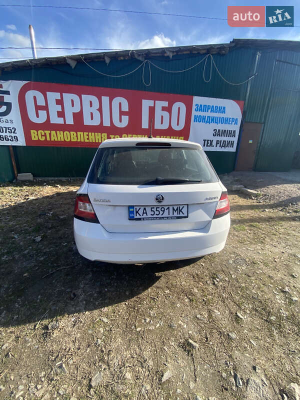 Хэтчбек Skoda Fabia 2016 в Киеве фото 6 Хэтчбек Skoda Fabia 2016 в Киеве