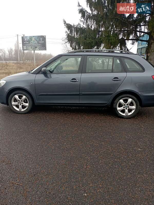 Універсал Skoda Fabia 2008 в Корсунь-Шевченківському