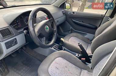 Седан Skoda Fabia 2004 в Николаеве