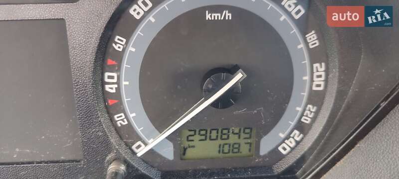 Универсал Skoda Fabia 2007 в Киеве фото 2 Универсал Skoda Fabia 2007 в Киеве