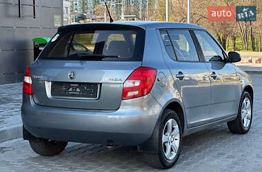 Хэтчбек Skoda Fabia 2013 в 