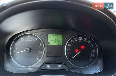 Хэтчбек Skoda Fabia 2013 в 
