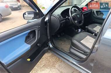 Хэтчбек Skoda Fabia 2007 в 