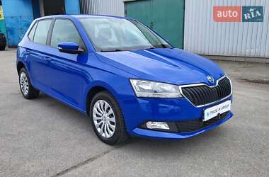Хэтчбек Skoda Fabia 2019 в 