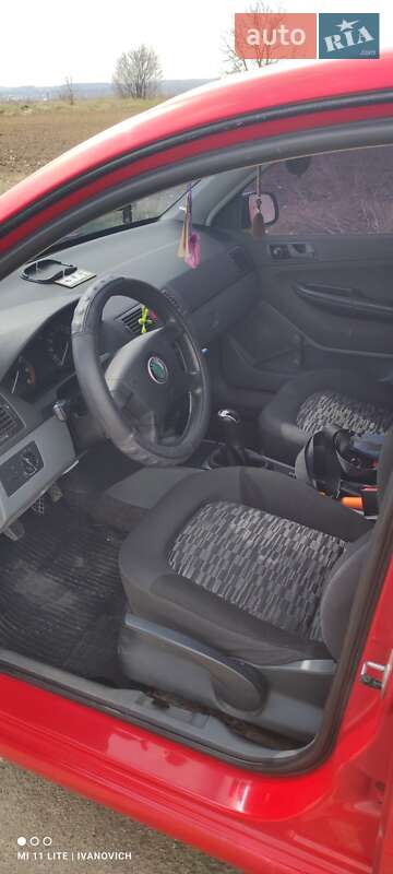 Универсал Skoda Fabia 2003 в Баре