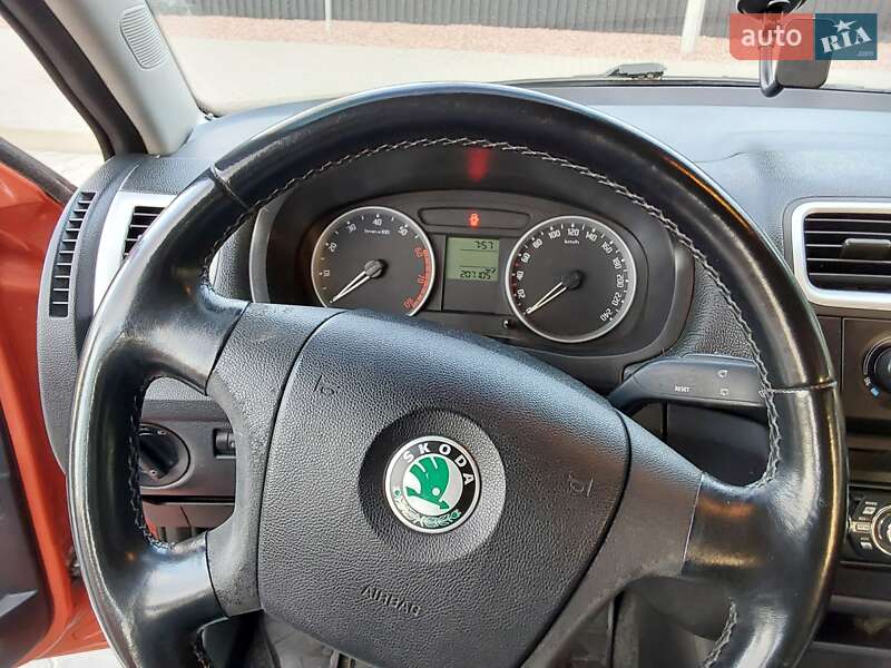 Хетчбек Skoda Fabia 2008 в Києві