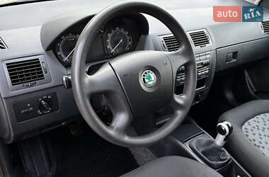 Хэтчбек Skoda Fabia 2006 в 