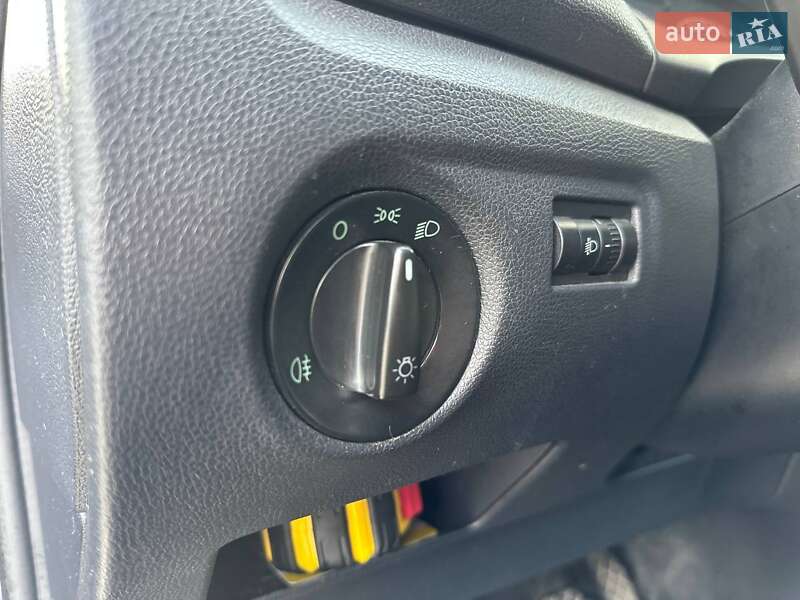 Хэтчбек Skoda Fabia 2008 в Львове