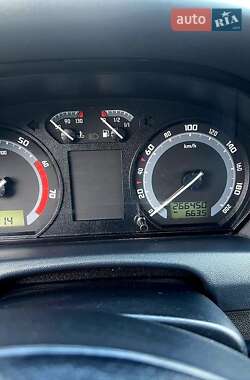 Хэтчбек Skoda Fabia 2005 в 