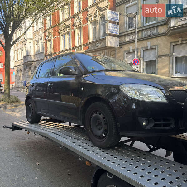 Хэтчбек Skoda Fabia 2008 в 