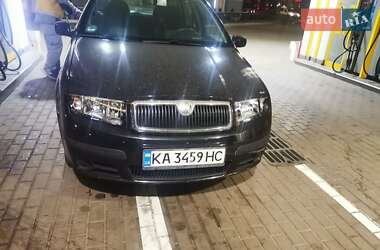 Универсал Skoda Fabia 2006 в Киеве