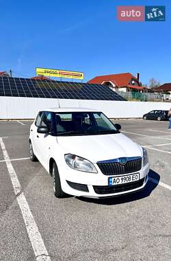Хэтчбек Skoda Fabia 2012 в 