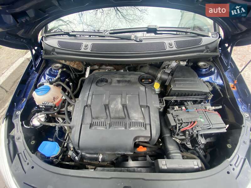 Хэтчбек Skoda Fabia 2010 в Конотопе