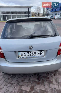Хэтчбек Skoda Fabia 2014 в 