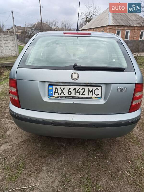 Универсал Skoda Fabia 2004 в Харькове