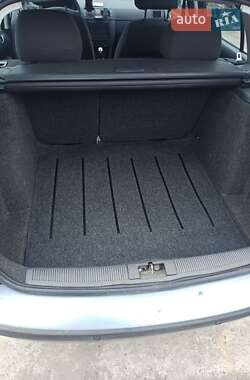 Универсал Skoda Fabia 2004 в 