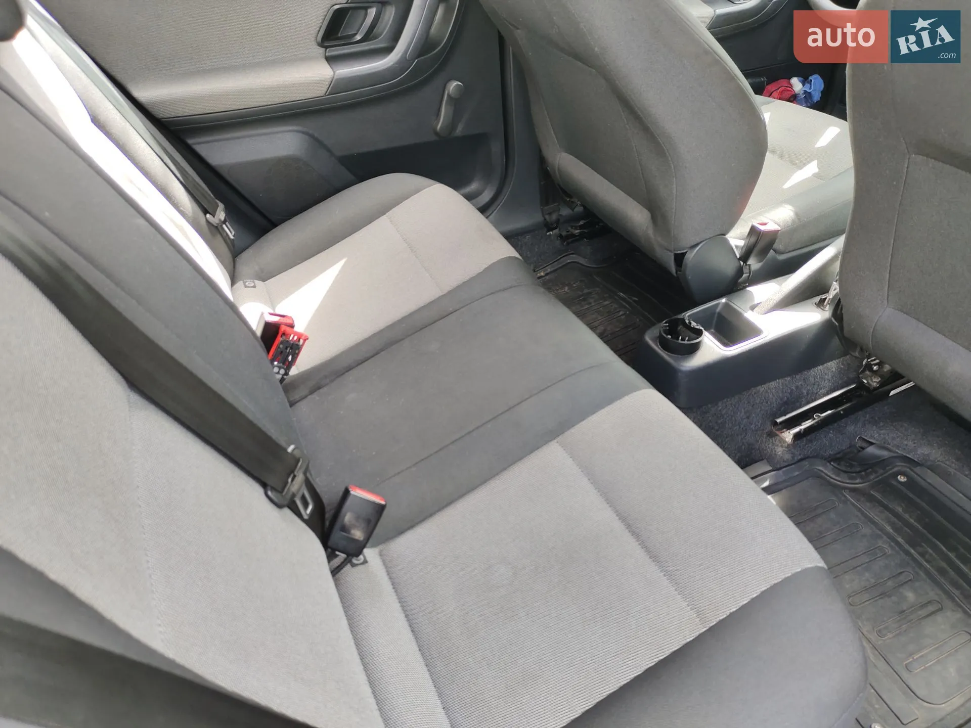 2014 Skoda Fabia - мініатюра 6