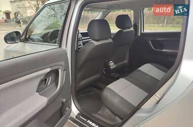 Хэтчбек Skoda Fabia 2010 в 