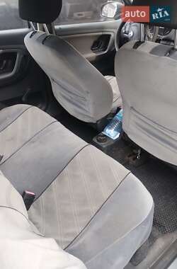 Хэтчбек Skoda Fabia 2012 в 