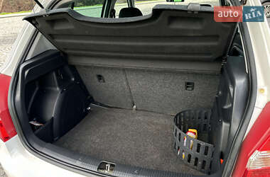 Хэтчбек Skoda Fabia 2013 в 