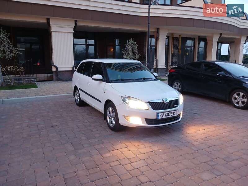 Універсал Skoda Fabia 2012 в Києві
