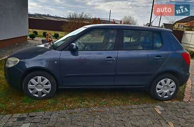 Хэтчбек Skoda Fabia 2007 в 