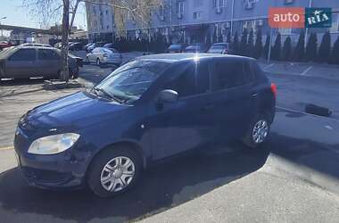 Хетчбек Skoda Fabia 2010 в 