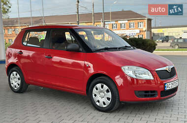 Хетчбек Skoda Fabia 2008 в 