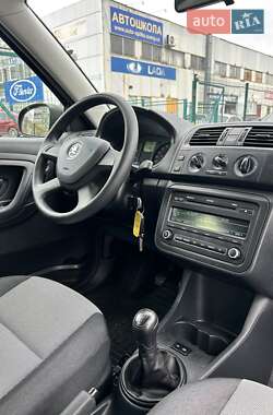 Хэтчбек Skoda Fabia 2013 в 
