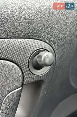 Хэтчбек Skoda Fabia 2013 в 