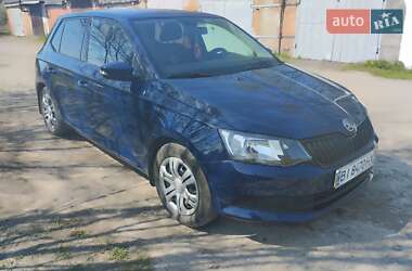 Хэтчбек Skoda Fabia 2015 в 