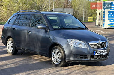 Универсал Skoda Fabia 2010 в 
