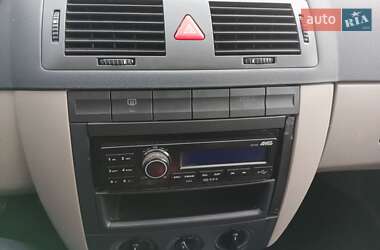 Хэтчбек Skoda Fabia 2006 в 