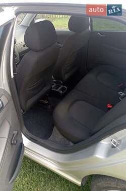 Хэтчбек Skoda Fabia 2006 в 