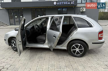 Универсал Skoda Fabia 2004 в 
