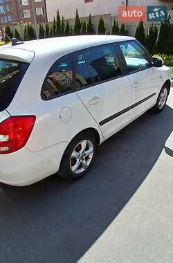 Универсал Skoda Fabia 2012 в 