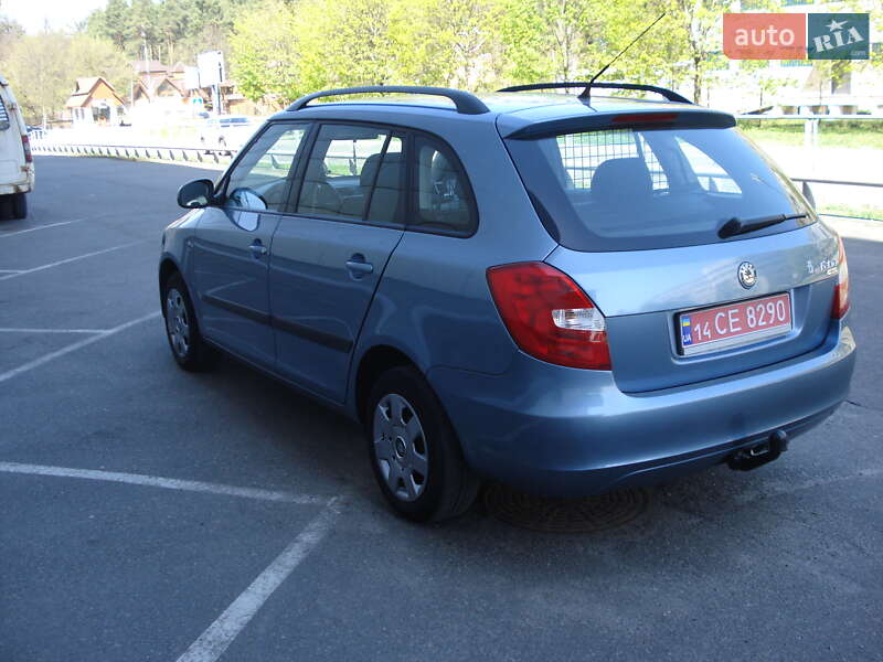 Универсал Skoda Fabia 2008 в Немирове