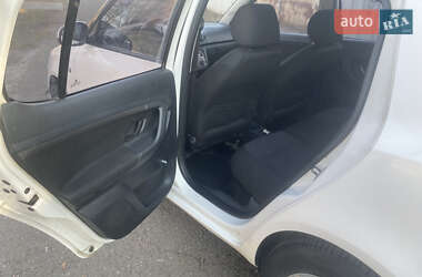 Хэтчбек Skoda Fabia 2010 в 