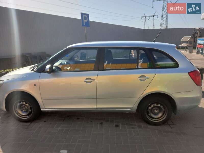 Универсал Skoda Fabia 2012 в Киеве