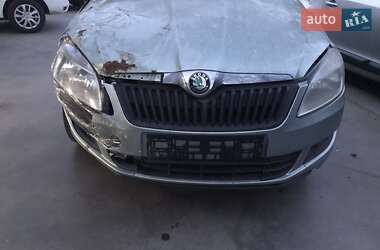 Хэтчбек Skoda Fabia 2012 в 