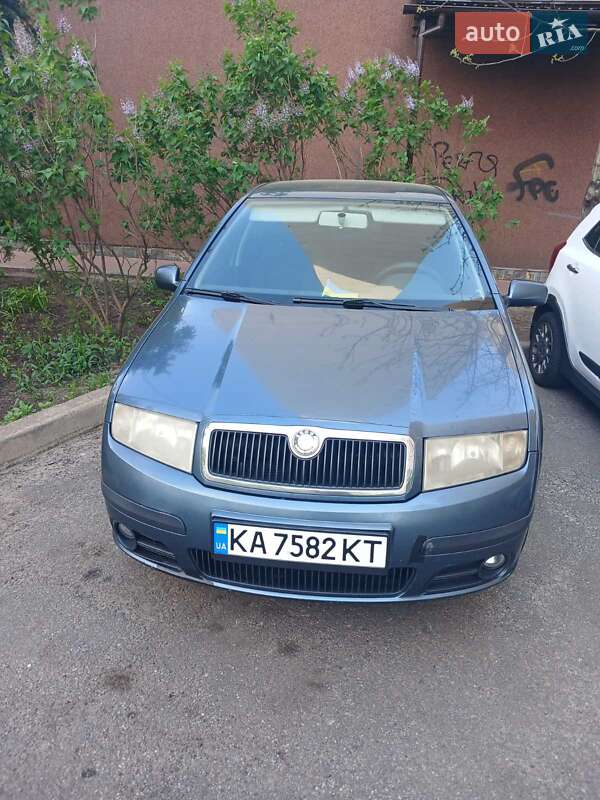 Хетчбек Skoda Fabia 2005 в Києві