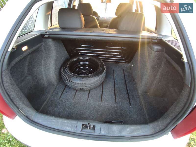 Універсал Skoda Fabia 2005 в Києві