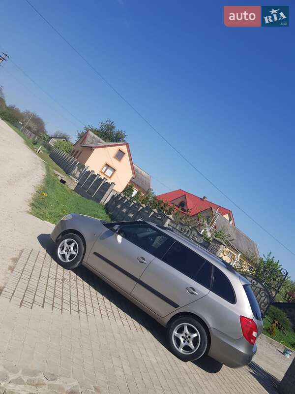 Универсал Skoda Fabia 2008 в Черновцах